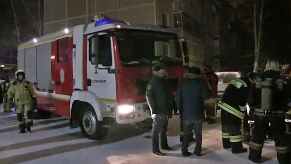 Пожар в жилом доме в Екатеринбурге, видео - Sputnik Армения