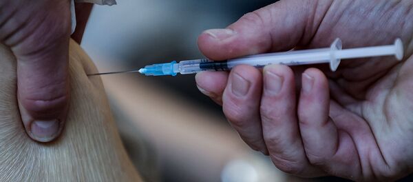 Вакцинация препаратом Pfizer-BioNTech Covid-19 от коронавируса жителя дома престарелых Christalain (14 января 2021). Брюссель Вакцинация препаратом Pfizer-BioNTech Covid-19 от коронавируса жителя дома престарелых Christalain (14 января 2021). Брюссель - Sputnik Արմենիա