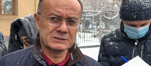 Сейран Оганян перед началом судебного заседания по делу 1 марта (19 января 2021). Еревaн Сейран Оганян перед началом судебного заседания по делу 1 марта (19 января 2021). Еревaн - Sputnik Արմենիա