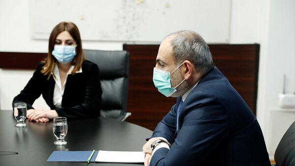 Премьер-министр Никол Пашинян представил нового министра здравоохранения сотрудникам министерства (19 января 2021). Еревaн - Sputnik Армения