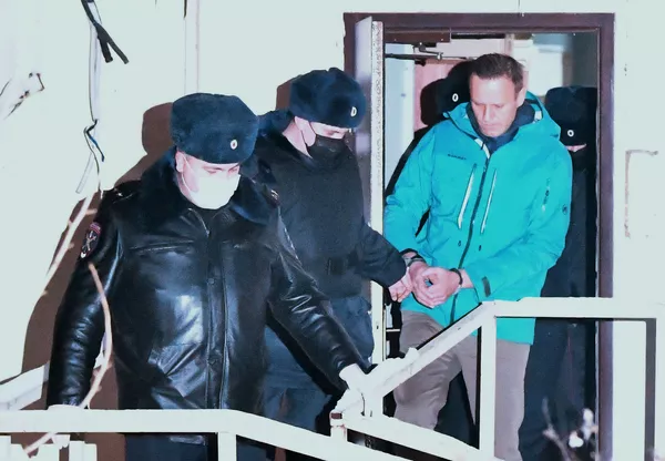 Навальный используется западными спецслужбами - Володин о засланном человеке Навальный используется западными спецслужбами - Володин о засланном человеке - Sputnik Армения