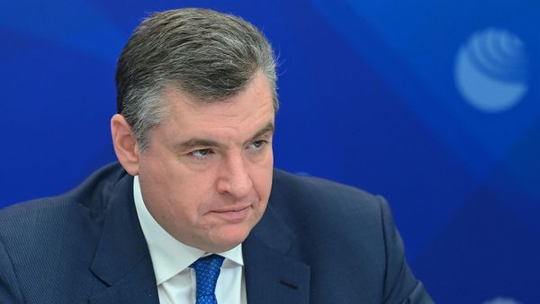 Онлайн-брифинг депутата Госдумы России, главы комитета по международным делам Леонида Слуцкого (20 января 2021). Москвa - Sputnik Армения