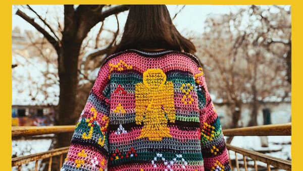 Вещь недели: свитер с символом Сурб Казанчецоц от Loom Weaving   - Sputnik Армения
