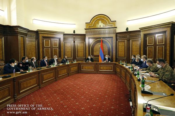 Փաշինյանի ու Հարությունյանի գլխավորությամբ ԱԽ խորհրդակցություն է տեղի ունեցել - Sputnik Արմենիա