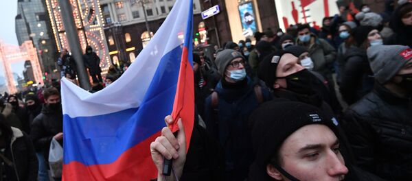 Участники несанкционированной акции сторонников Алексея Навального в Москве.  - Sputnik Արմենիա