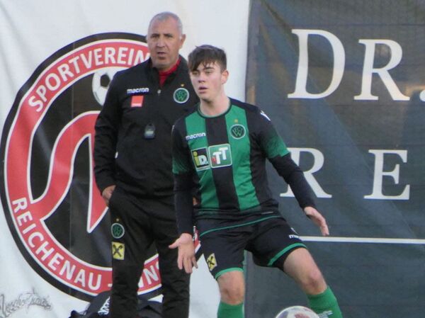 Սուքիասյանները նվաճում են Ավստրիան. Երվանդը լավագույն հարձակվող է, Դավիթը` դարպասապահ - Sputnik Արմենիա