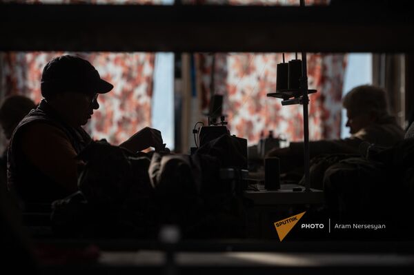 Рады любой работе: в Ванадзоре открылось новое предприятие, но... - Sputnik Армения