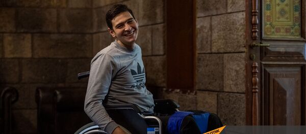 Пациент реабилитационного центра Защитника Отечества, снайпер разведывательного взвода Генрик Никогосян (14 января 2021). Ереван - Sputnik Արմենիա