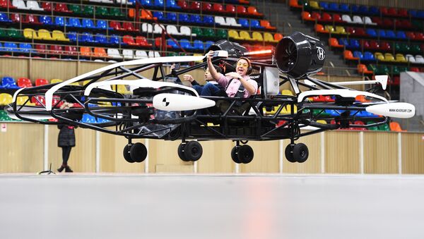 Испытание дрона-такси в помещении Малой спортивной арены олимпийского комплекса Лужники в Москве  - Sputnik Արմենիա