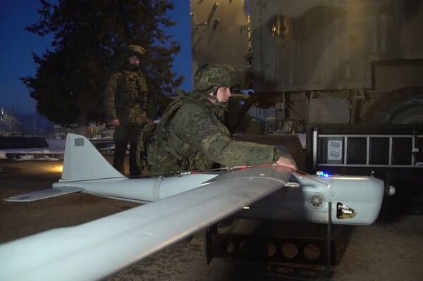 Российско-турецкий центр по мониторингу в Карабахе начинает работу — детали от МО РФ Российско-турецкий центр по мониторингу в Карабахе начинает работу — детали от МО РФ - Sputnik Армения