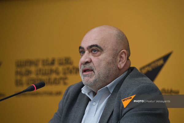 «Սարեր են խոստացել, բայց չեն արել». ինչո՞ւ որոշ հեռուստաընկերություններ զրկվեցին եթերից - Sputnik Արմենիա