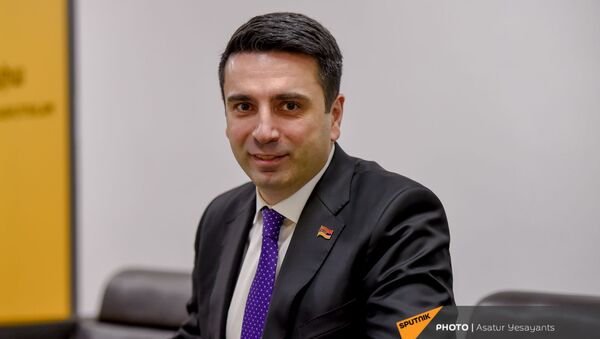 Вице-спикер НС Ален Симонян в гостях у радио Sputnik - Sputnik Армения