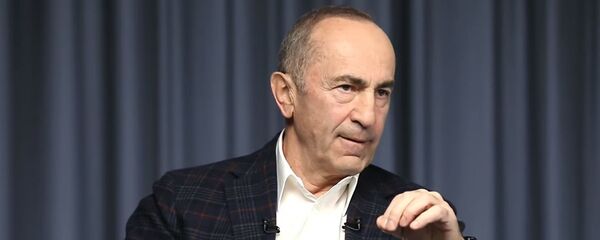 Скриншот интервью Роберта Кочаряна информационному агенству Yerevan Today - Sputnik Արմենիա