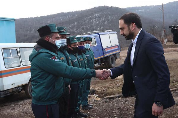 Ավինյանը հանդիպումներ է ունեցել Որոտան և Շուռնուխ համայնքներում Ավինյանը հանդիպումներ է ունեցել Որոտան և Շուռնուխ համայնքներում - Sputnik Արմենիա