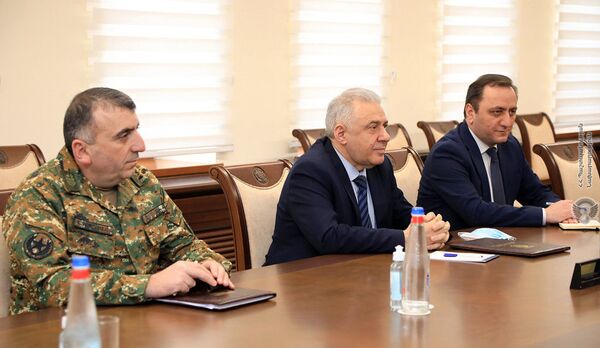 Վաղարշակ Հարությունյանն ընդունել է ՌԴ զինված ուժերի գլխավոր շտաբի պետի տեղակալին - Sputnik Արմենիա