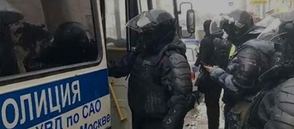 В Москве задержали более 60 участников несогласованной акции - Sputnik Армения