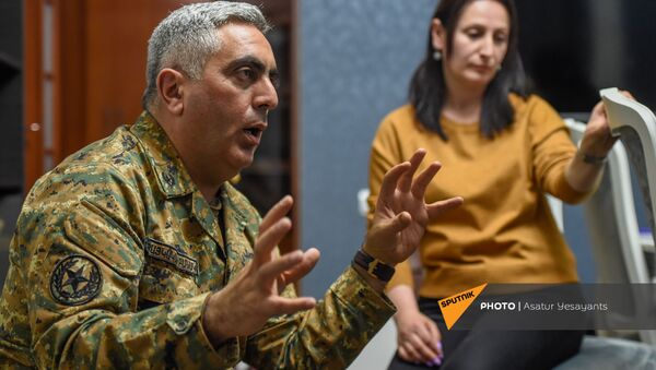  Арцрун Ованнисян беседует с корреспондентами Sputnik Армения - Sputnik Армения