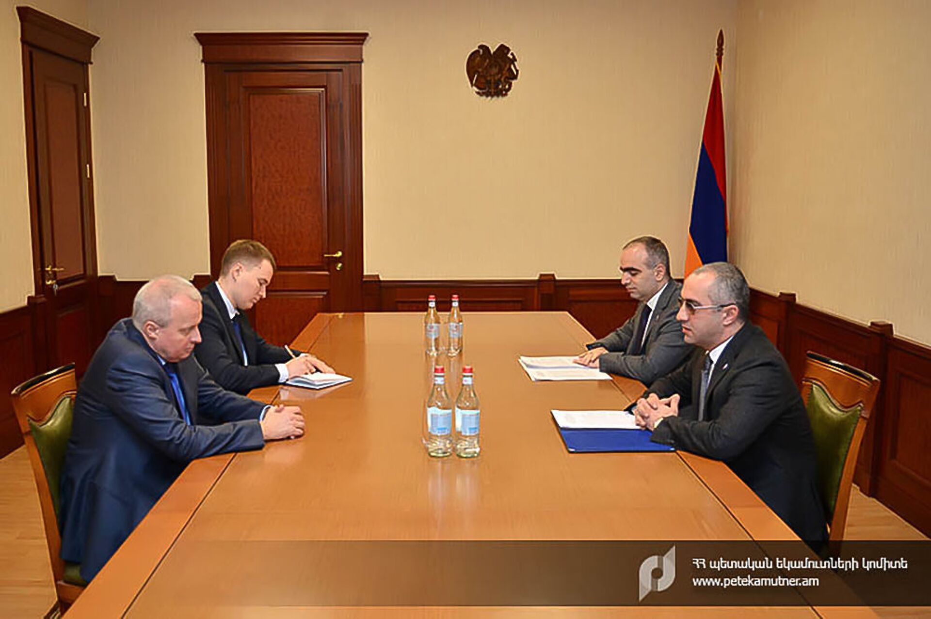 Глава налоговой службы Армении и посол России обсудили двусторонние проекты - Sputnik Армения, 1920, 09.02.2021