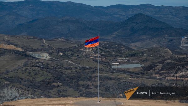 Հայաստանի դրոշը Սյունքիում - Sputnik Արմենիա