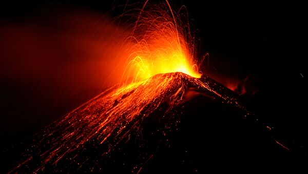 Извержение вулкана Этна - Sputnik Армения