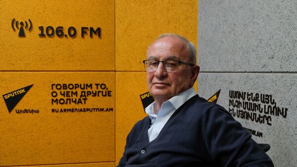 Председатель Союза птицеводов Армении Сергей Степанян в гостях радио Sputnik - Sputnik Армения