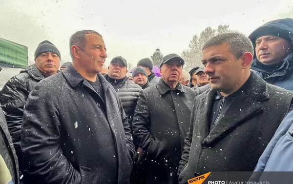 Гагик Царукян на митинге (20 февраля 2021). Еревaн Гагик Царукян на митинге (20 февраля 2021). Еревaн - Sputnik Армения