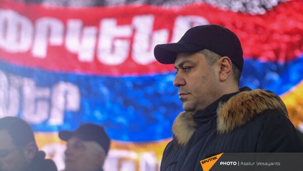 Артур Ванецян на митинге оппозиции (20 февраля 2021). Еревaн - Sputnik Արմենիա