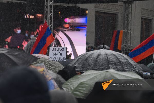Ընդդիմության հանրահավաքն Ազատության հրապարակում. Երևան, 20 փետրվարի,  2021թ. - Sputnik Արմենիա