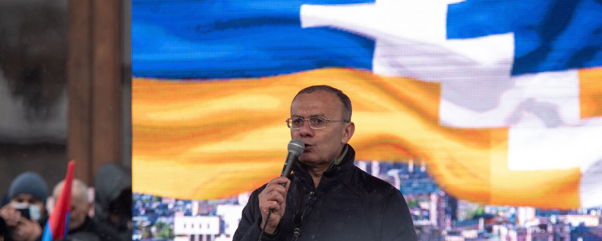Сейран Оганян выступает на митинге оппозиции (20 февраля 2021). Еревaн - Sputnik Армения, 1920, 01.03.2021