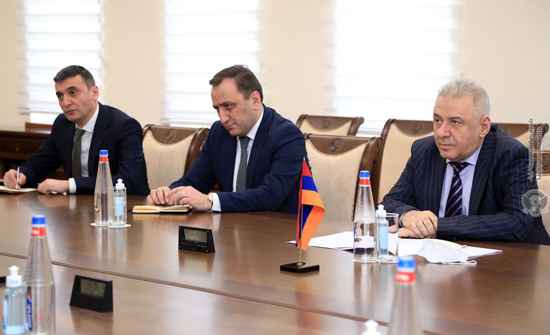 Министр обороны Армении и посол Ирана обсудили ситуацию в Карабахе - Sputnik Армения, 1920, 22.02.2021
