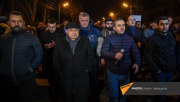 Оппозиционное Движение по спасению родины организовало шествие в столице (22 февраля 2021). Еревaн - Sputnik Արմենիա