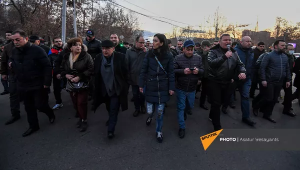 Шествие протеста оппозиции по центральным улицам столицы (23 февраля 2021). Еревaн - Sputnik Армения