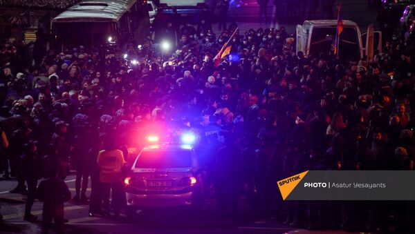 Шествие протеста оппозиции по центральным улицам столицы (23 февраля 2021). Еревaн - Sputnik Արմենիա