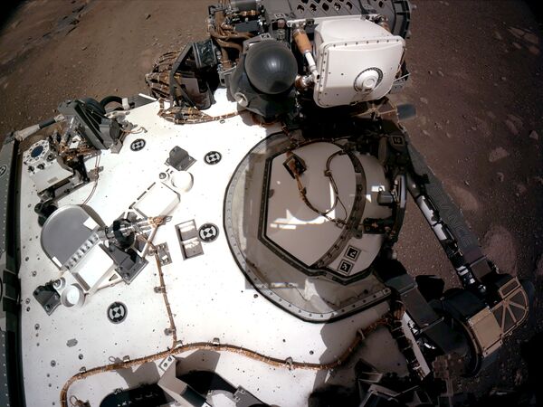 Марсоход NASA's Perseverance Mars Rover с инструментом PIXL  - Sputnik Армения