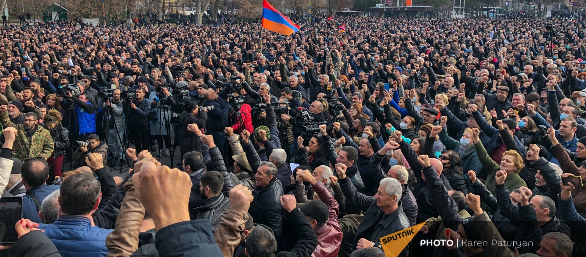 Площадь Свободы во время митинга оппозиции (25 февраля 2021). Еревaн - Sputnik Армения, 1920, 25.02.2021