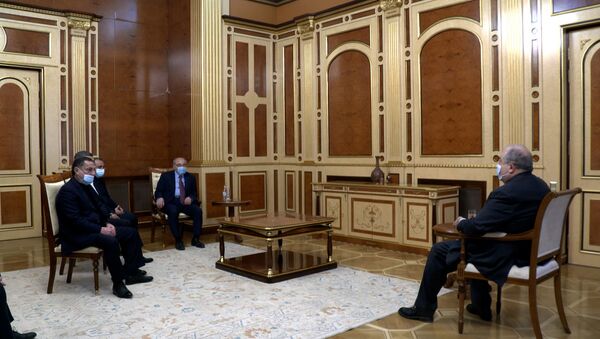 Президент Армен Саркисян встретился с лидерами Движения по спасению родины (26 февраля 2021). Еревaн - Sputnik Армения