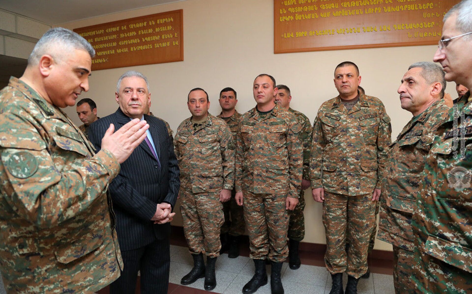 Министр обороны Армении проинспектировал Главное управление по боевой подготовке - Sputnik Армения, 1920, 05.03.2021