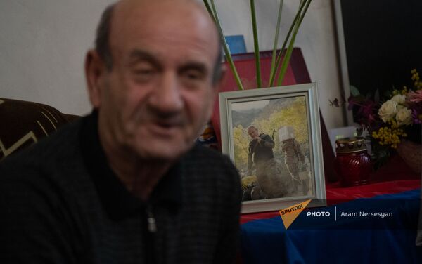 Фотография погибшего в карабахской войне Тиграна Ханумяна - Sputnik Армения