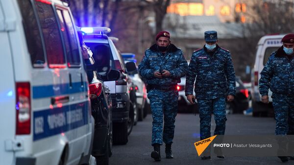 Полиция на митинге оппозиции (9 марта 2021). Еревaн - Sputnik Արմենիա