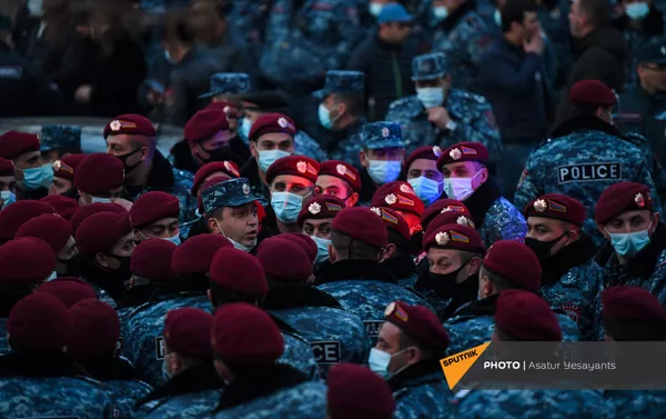 Полиция на митинге оппозиции (9 марта 2021). Еревaн Полиция на митинге оппозиции (9 марта 2021). Еревaн - Sputnik Армения