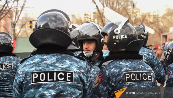Полиция готовится к митингу оппозиции (10 марта 2021). Еревaн - Sputnik Արմենիա
