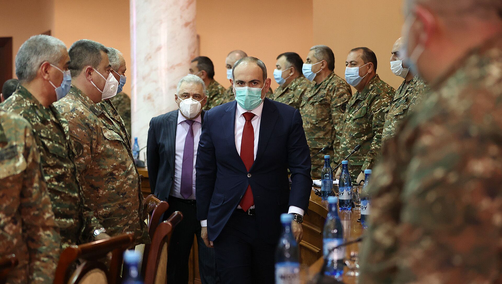 Премьер-министр Никол Пашинян провел в Министерстве обороны консультации с высшим офицерским составом ВС (10 марта 2021). Еревaн Премьер-министр Никол Пашинян провел в Министерстве обороны консультации с высшим офицерским составом ВС (10 марта 2021). Еревaн - Sputnik Армения, 1920, 10.03.2021