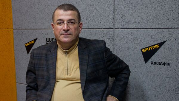 Президент общественной организации «Поворот к развитию», политолог Эдуард Антинян в гостях радио Sputnik - Sputnik Արմենիա