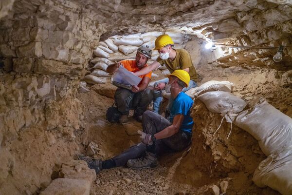 Раскопки в пещерах Иудейской пустыни - Sputnik Армения