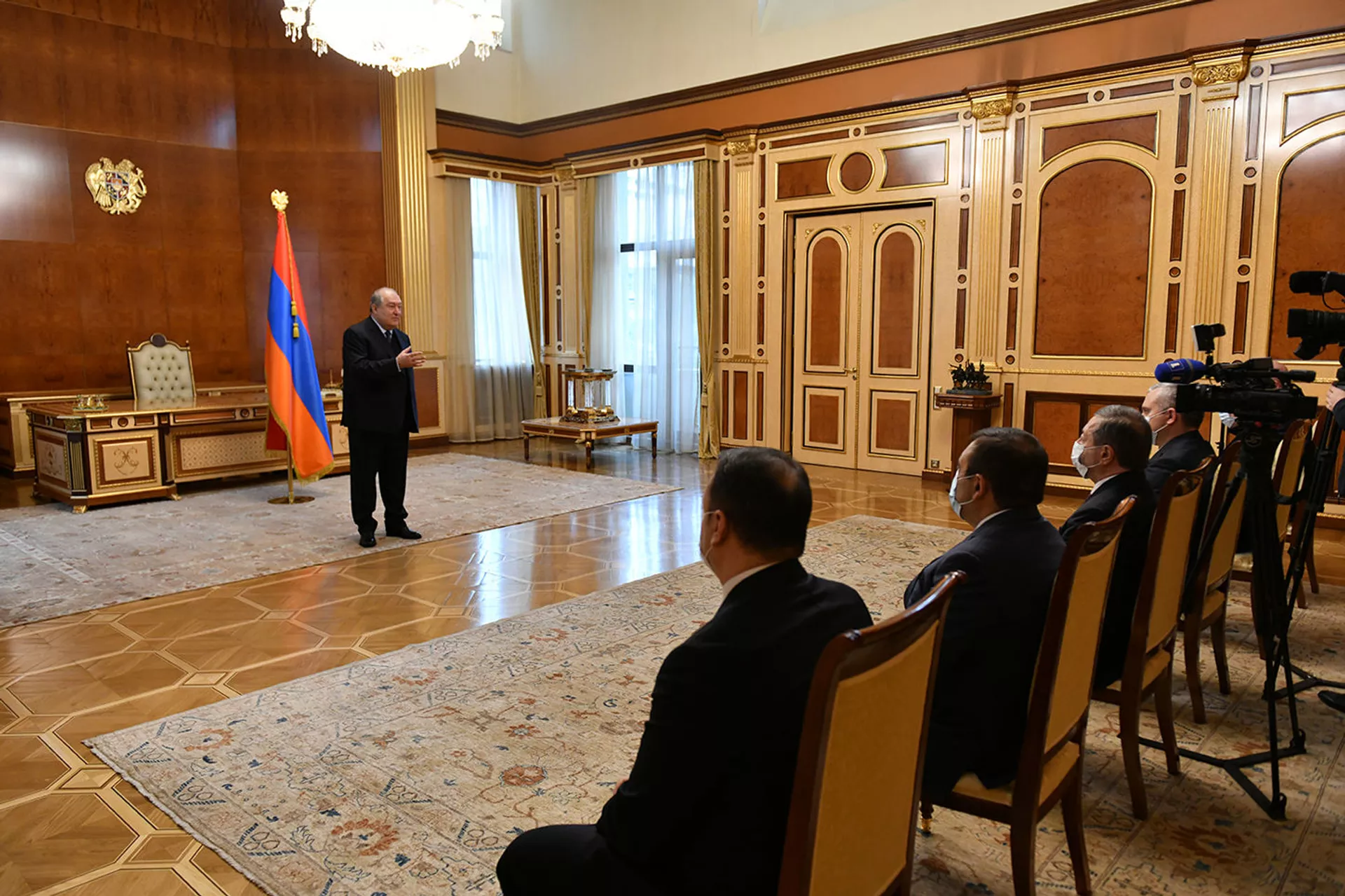 Президент Армении посмертно наградил первого главу Генштаба ВС Президент Армении посмертно наградил первого главу Генштаба ВС - Sputnik Армения, 1920, 18.03.2021