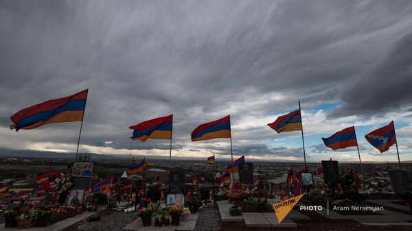 Եռաբլուր - Sputnik Արմենիա