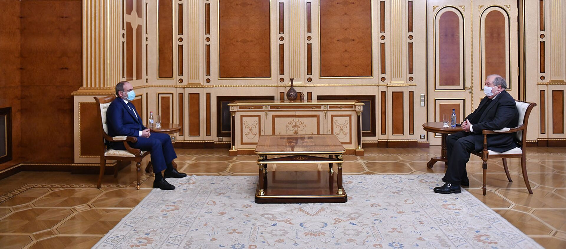 Встреча президента Армена Саркисяна и премьер-министра Никола Пашиняна (23 марта 2021). Еревaн - Sputnik Արմենիա, 1920, 23.03.2021