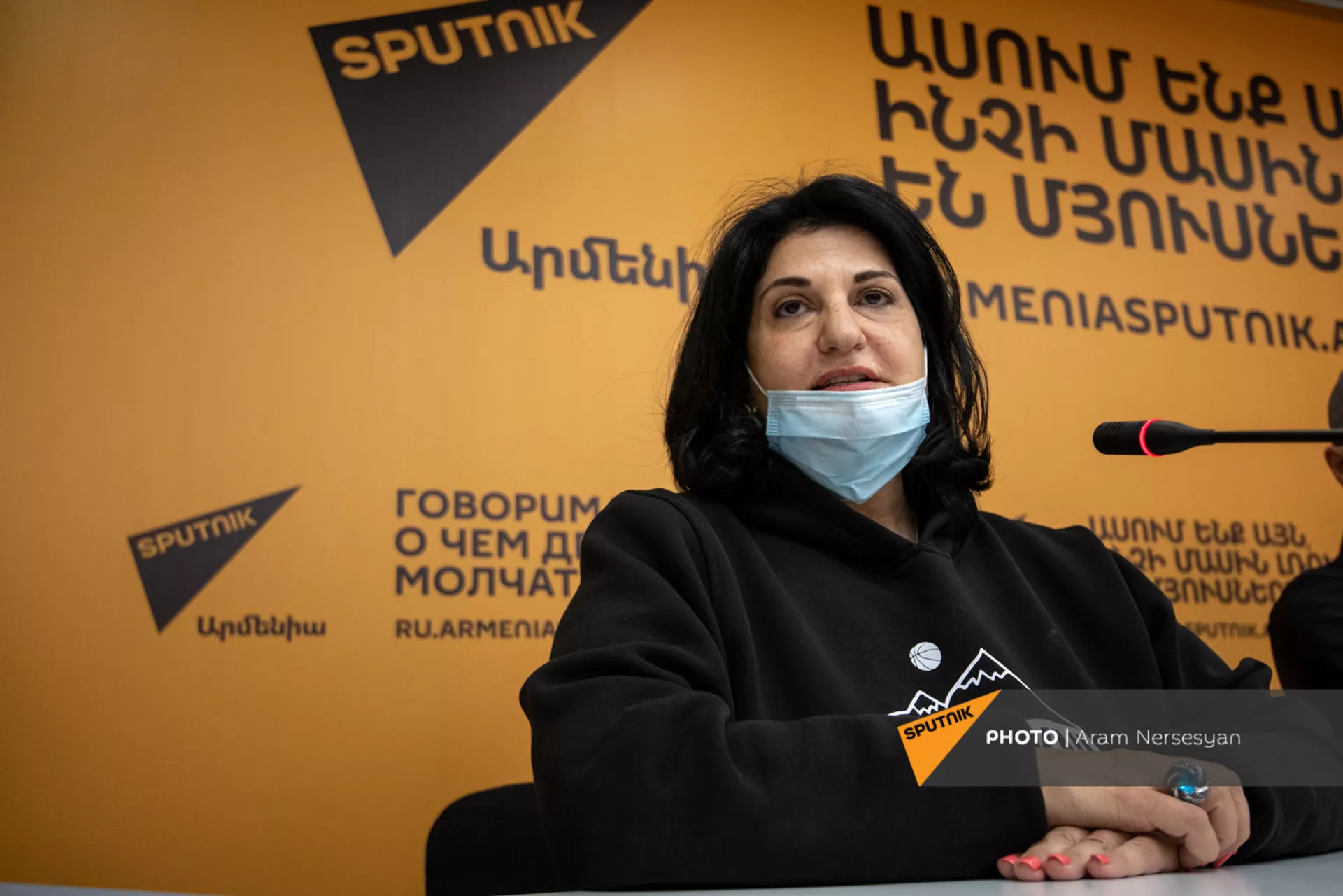 Больше спортивных мостов с соседями - в Ереване предстоит праздник большого баскетбола Больше спортивных мостов с соседями - в Ереване предстоит праздник большого баскетбола - Sputnik Армения, 1920, 24.03.2021