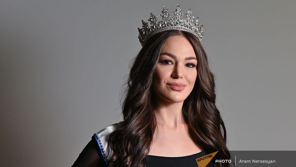 Представительница Армении на конкурсе красоты Мисс Вселенная Моника Григорян  - Sputnik Армения