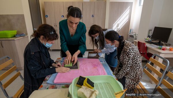 Воспитанники учебно-реабилитационного центра  «Мой путь» для детей и подростков с аутизмом - Sputnik Армения